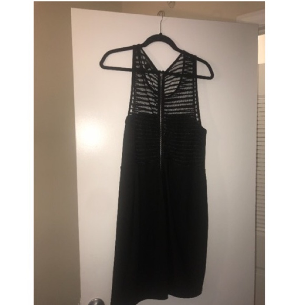 EUC ❤️ Forever 21+ Bodycon Sheer back dress